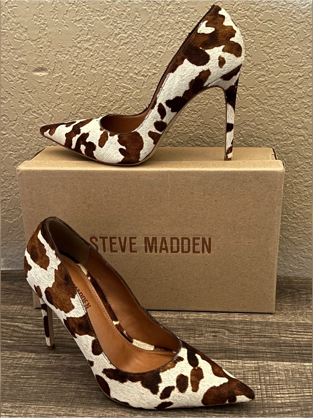 Steve Madden Noir Pump Cow Print Design Women’s Size-10M